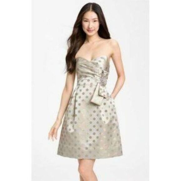 ELIZA J Embellished Strapless Metallic Satin Party Bridesmaid Dress Size 6 New - Picture 1 of 13